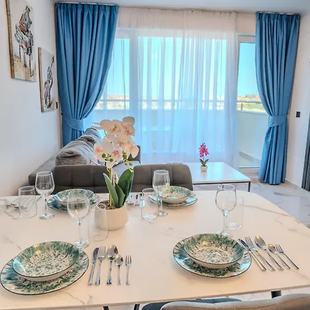 Sea View Luxury Apartments- Golden Sunset Luxury Апартамент