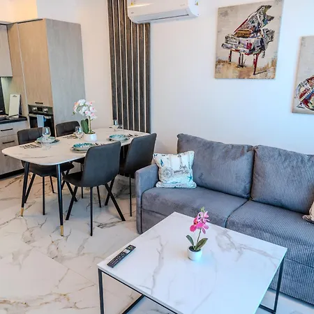Sea View Luxury Apartments- Golden Sunset Luxury Апартамент