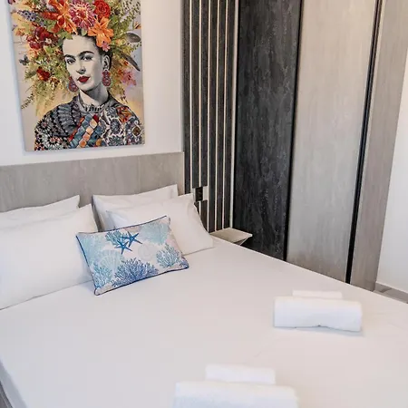 Sea View Luxury Apartments- Golden Sunset Luxury * Ахтопол